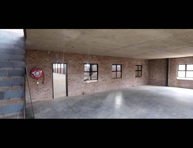 INDUSTRIAL PROPERTY TO RENT IN N4 GATEWAY INDUSTRIAL PARK